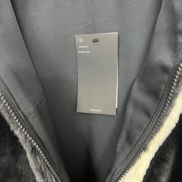 Nike Faux Fur Swoosh Jacket Women’s Medium - Picture 9 of 13